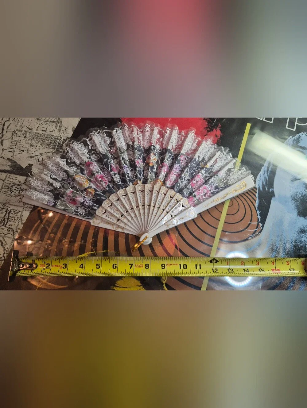Elegant Black Lace Folding Hand Fan with Floral Detail